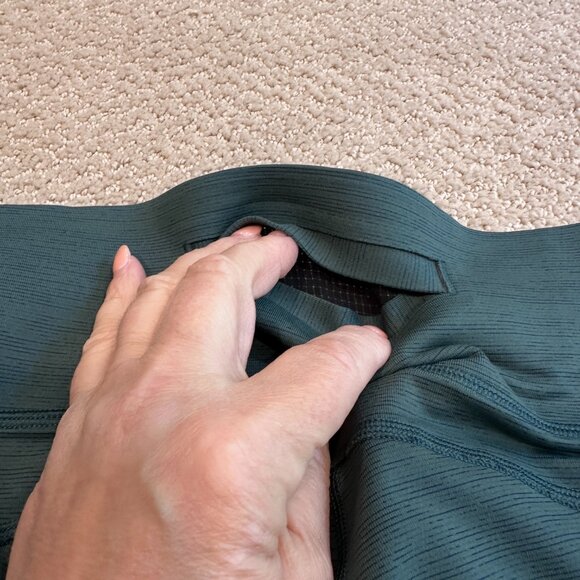 Outdoor Voices Leggings TechSweat Core 3/4 High Rise Evergreen Gym Yoga MEDIUM - Picture 12 of 12